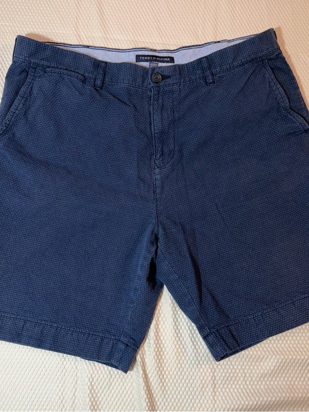Tommy Hilfiger Shorts Mens 38 Blue Micro Dot Chino Flat Front Preppy Summer